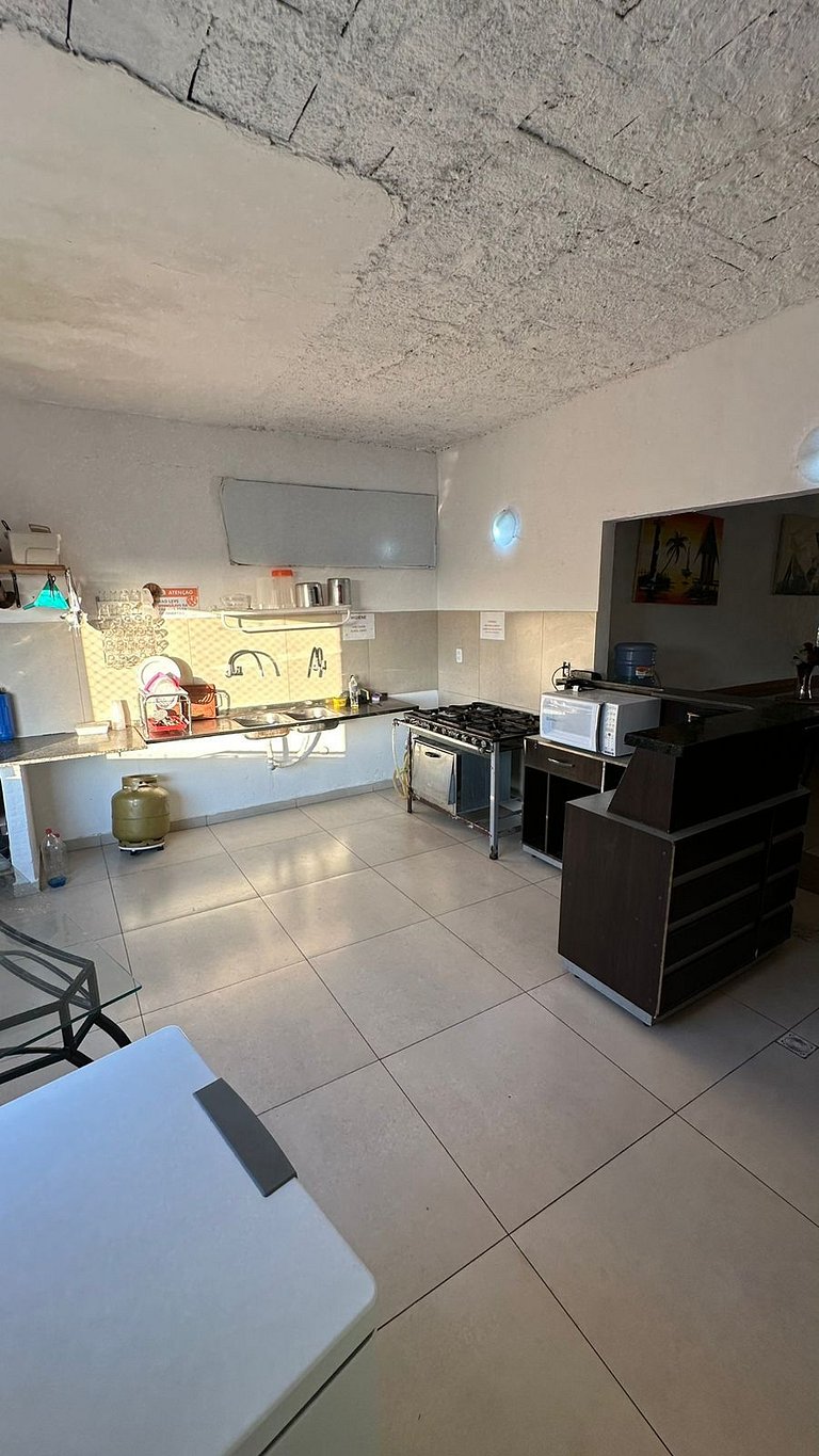 Suíte 2 com 5 camas de solteiro